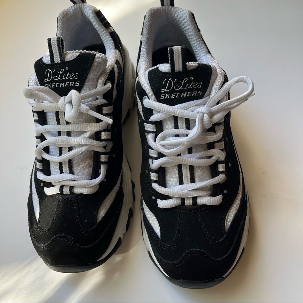 Skechers black and white sneakers size seven